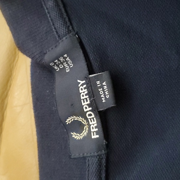 FRED PERRY GIRLS TWIN TIPPED POLO Size 4 - Picture 4 of 6